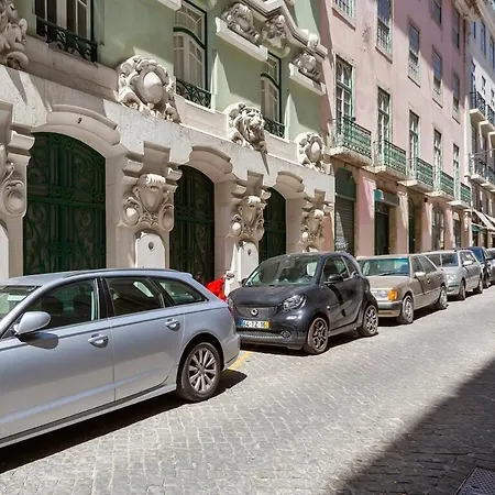 Spacious 1 Bedroom Apartment Near Baixa Lisbon Exterior photo